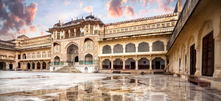 the beautifual Amber Fort