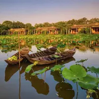 hotel on the lake bank